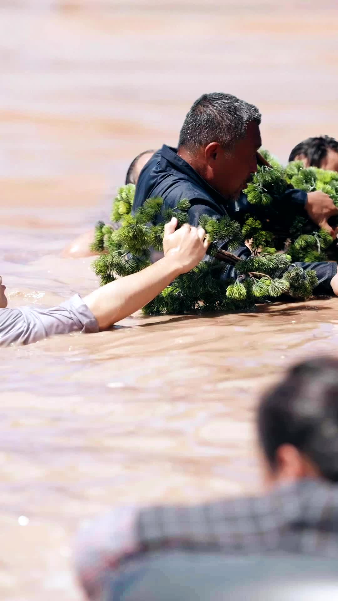 Episódio 11 - A Ruptura: Contra a Maré